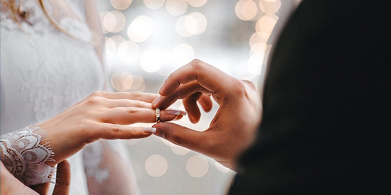 Evlenen çiftlerin sayısı  2025 yılında 552 bin 237 oldu