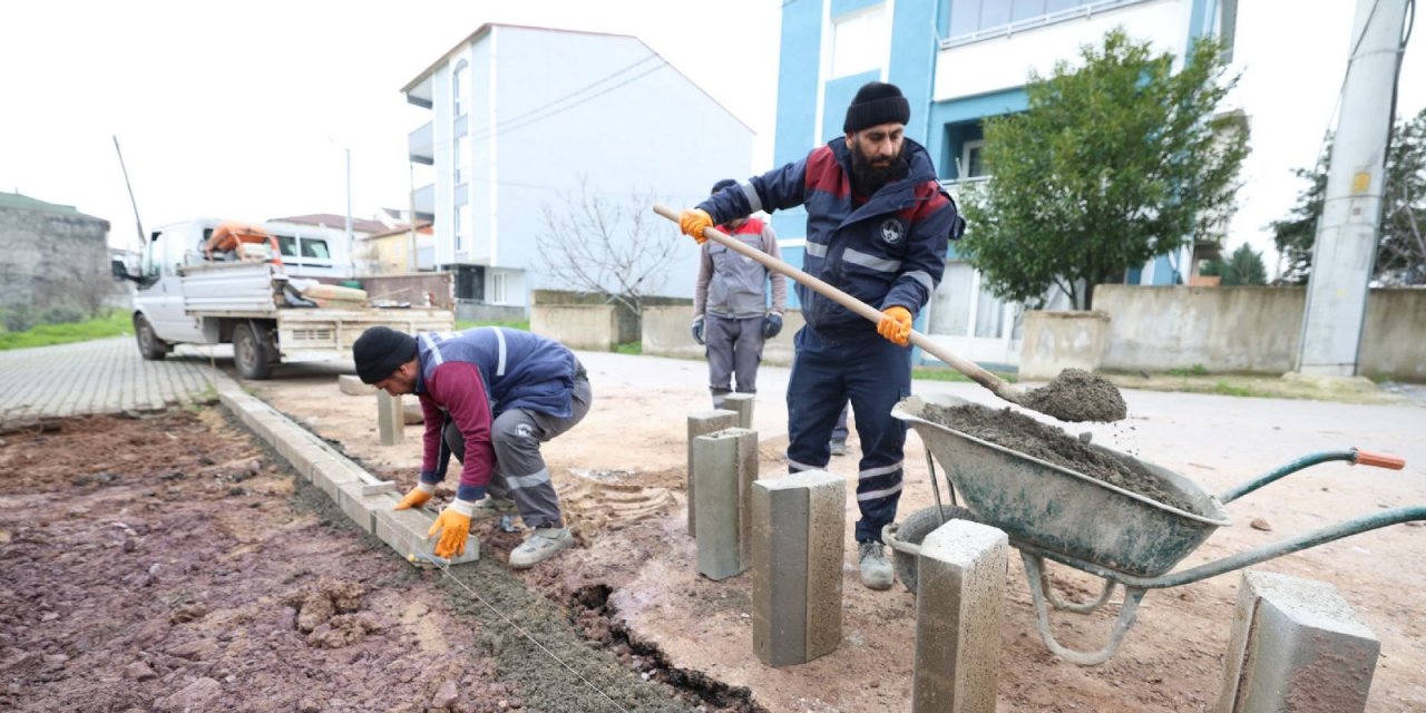 Derince'de kent genelinde çalışmalar sürüyor