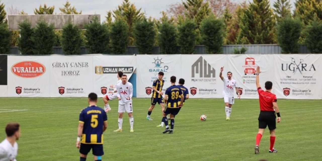 Gölcükspor, Karamürsel’i 2-1 ile geçti