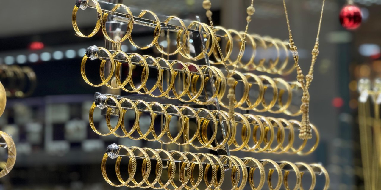 Altın fiyatlarında dalgalanma