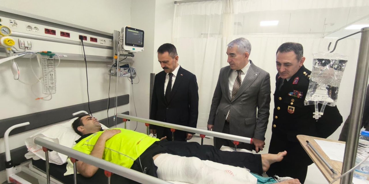 Vali Aktaş'tan Trafik Polisi Okan Ersoy'a Geçmiş Olsun Ziyareti