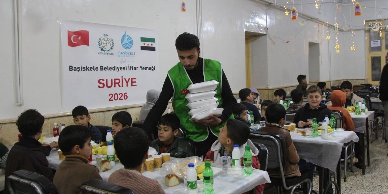 Başiskele Belediyesinden Suriye'de iftar sofrası