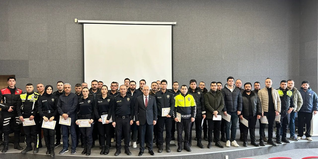 Darıca’da Başarılı Polislere  Başarı Belgesi Takdim Edildi