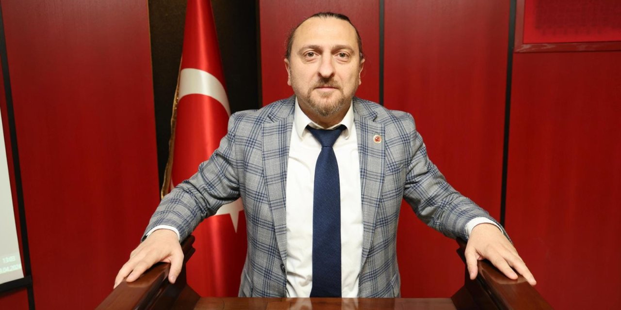 AHMET KADI:    "Halka rağmen alınan her kararın karşısındayız"