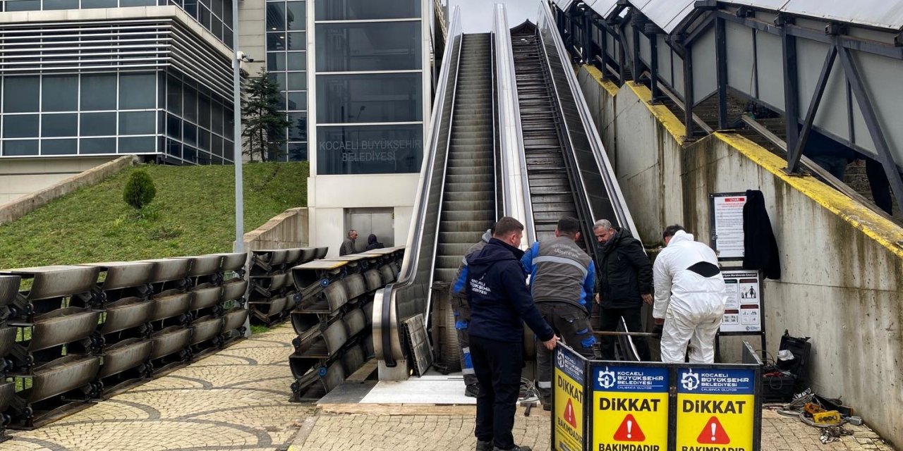 Yürüyen merdiven ve asansörlerde periyodik bakım