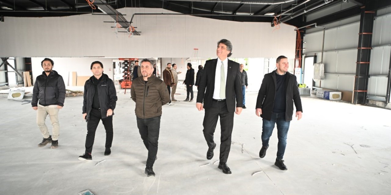 Kartepe'de 3 bin 500 metrekarelik   spor kompleksinin inşası sürüyor