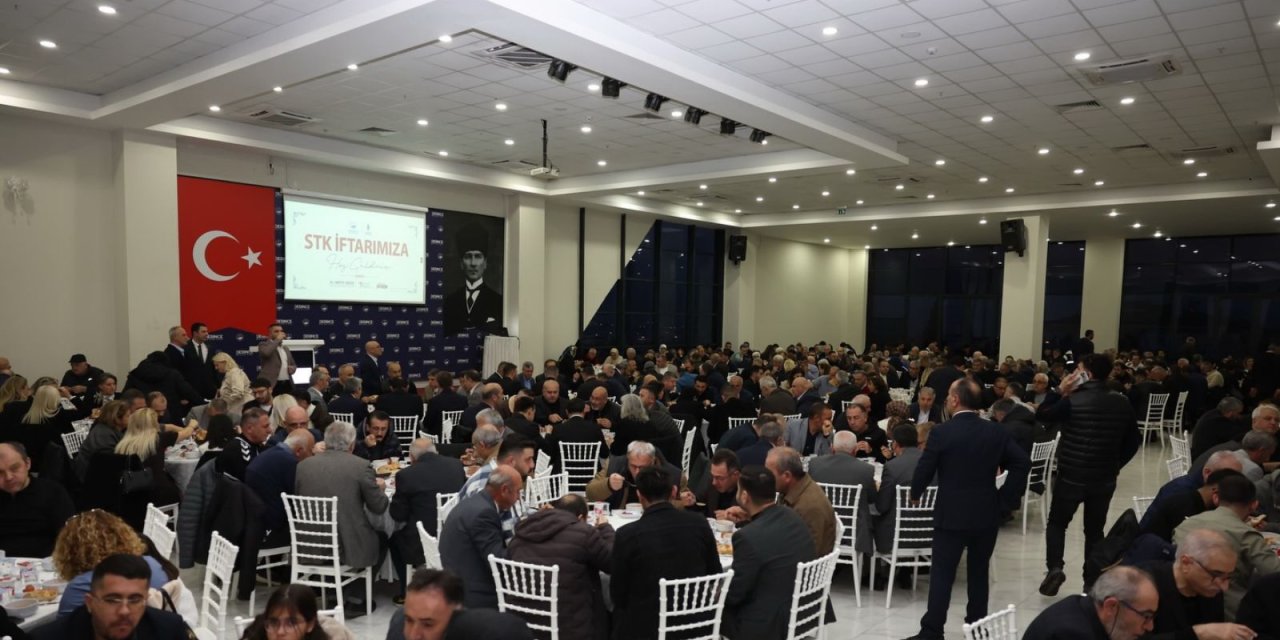 Kentin Tüm Renkleri Aynı Sofrada