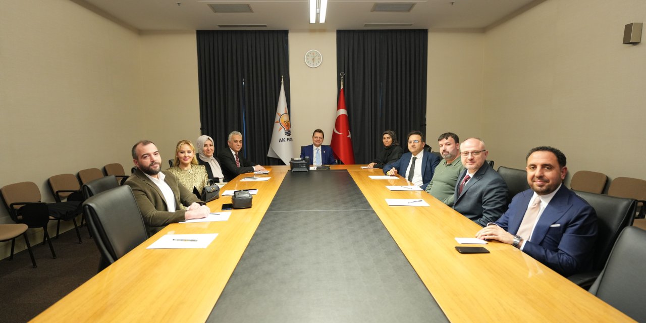 Hekimsen, Prof. Dr. Halit Yerebakan ile sağlık sisteminin geleceğini konuştu