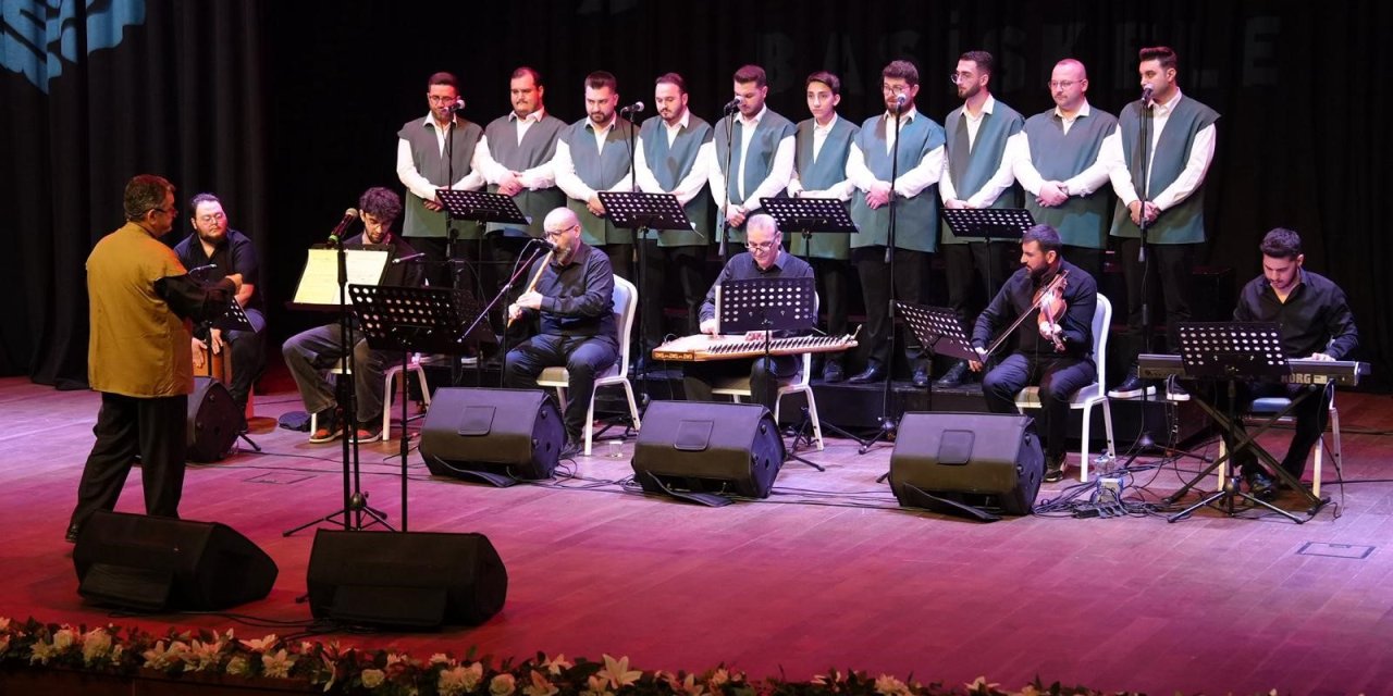 Başiskele'de tasavvuf müziği konseri düzenlendi