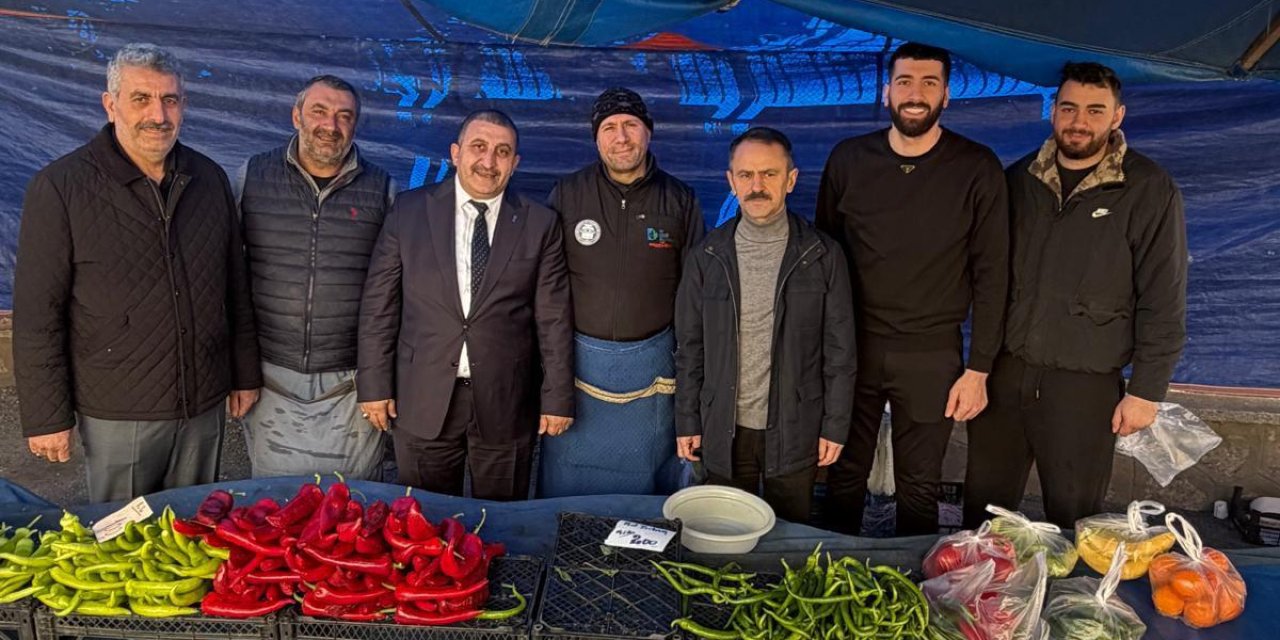 Vali Aktaş’tan Pazarcı Esnafına Yakın İlgi