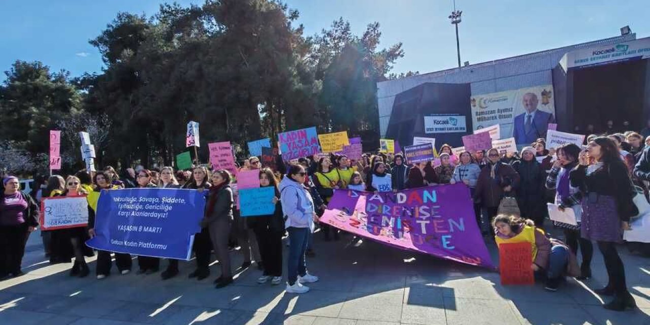 Gebzeli Kadınlar Eşitlik  ve Özgürlük İçin Yürüdü