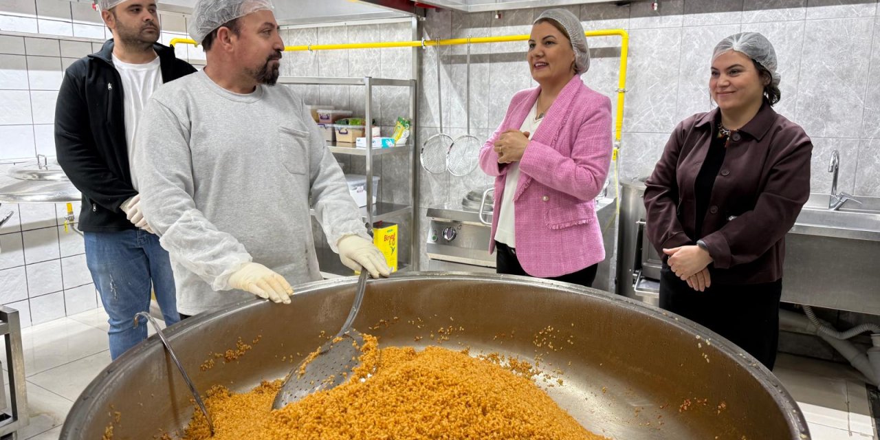 İzmit Belediyesi Aşevi  Kapasitesini 2,5 Kat Artırdı