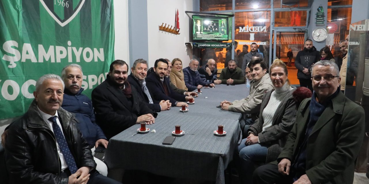 Kuruçeşme’de vatandaşlarla iftar sofrasında