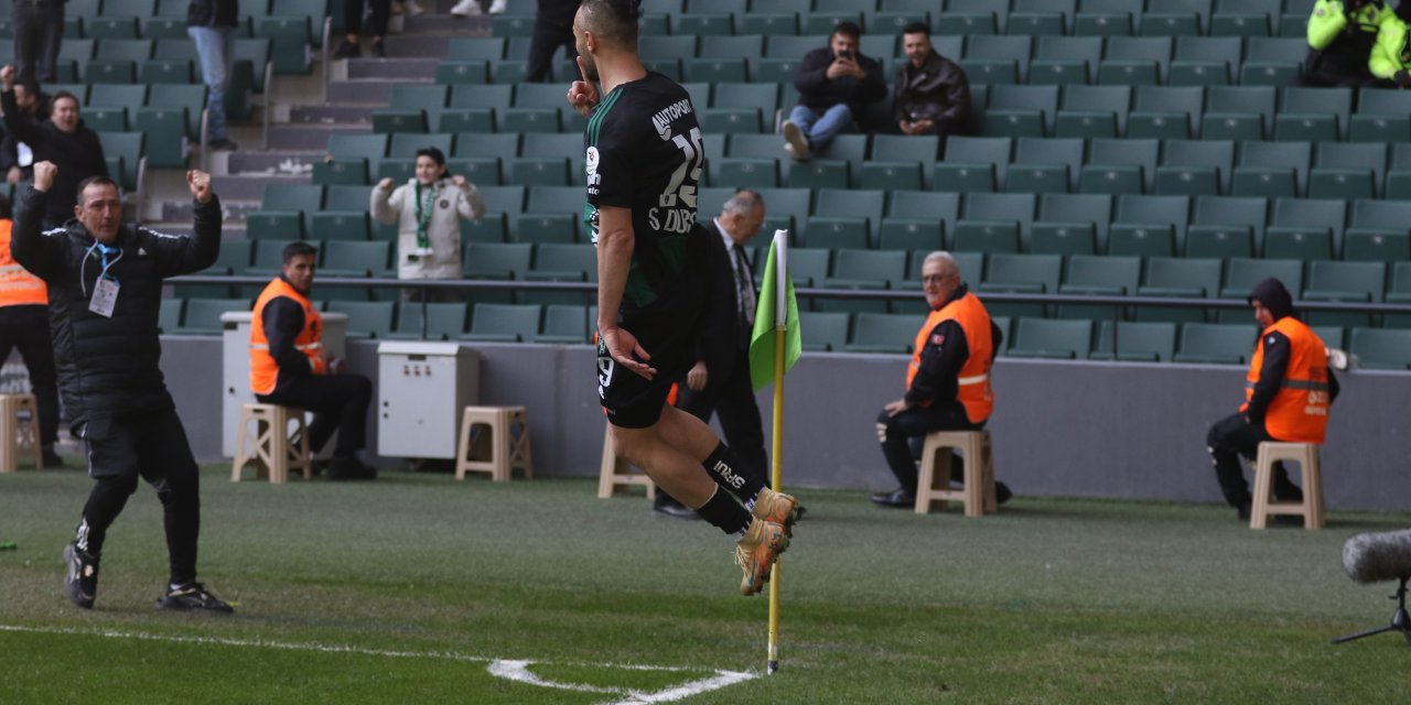 Trendyol Süper Lig: Kocaelispor: 1 - Konyaspor: 2 (Maç sonucu)