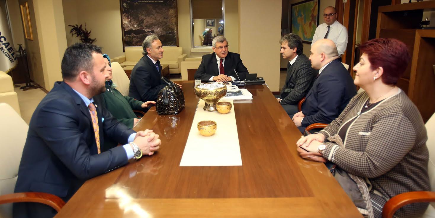 Karaosmanoğlu, Kızılay’ı ağırladı