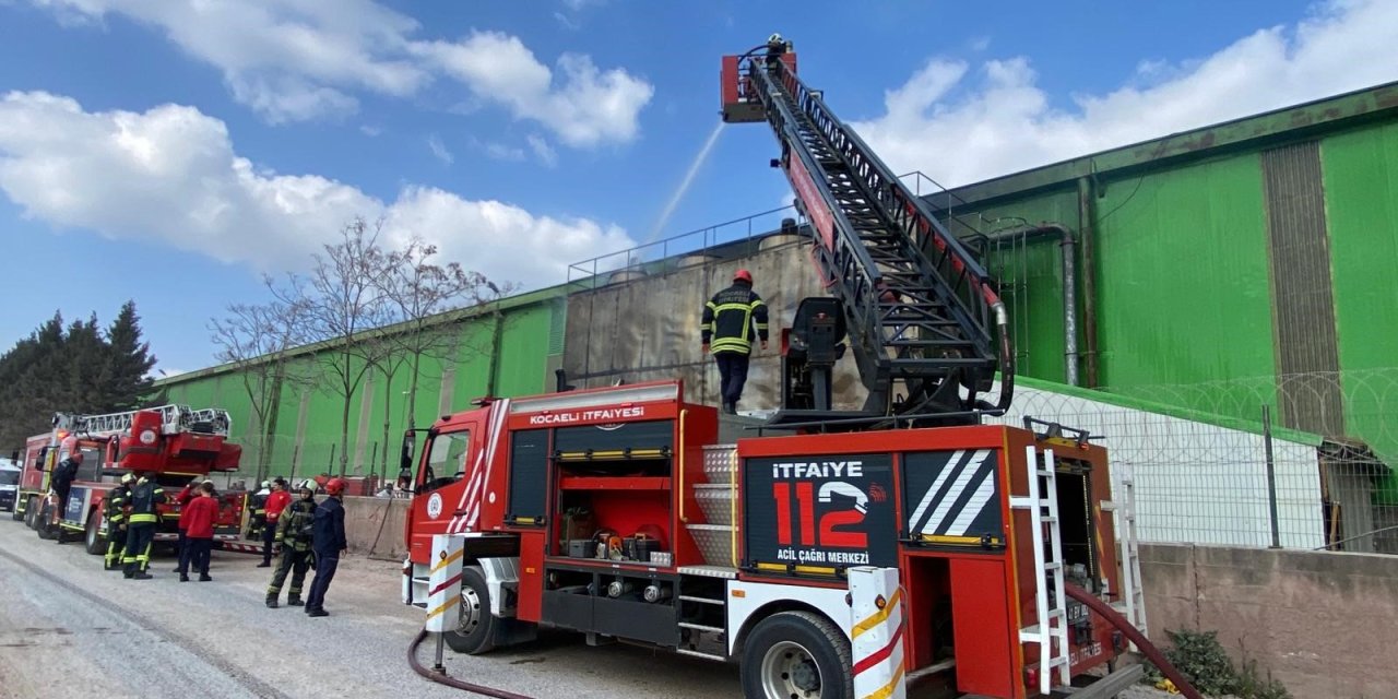 Yıldız Entegre fabrikasında korkutan yangın