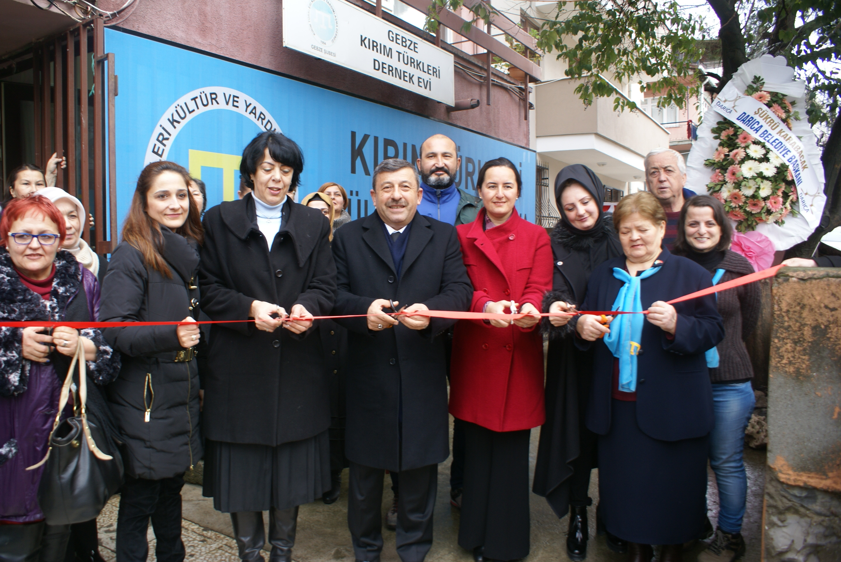 Kırım Türklerinden hastalara yardım