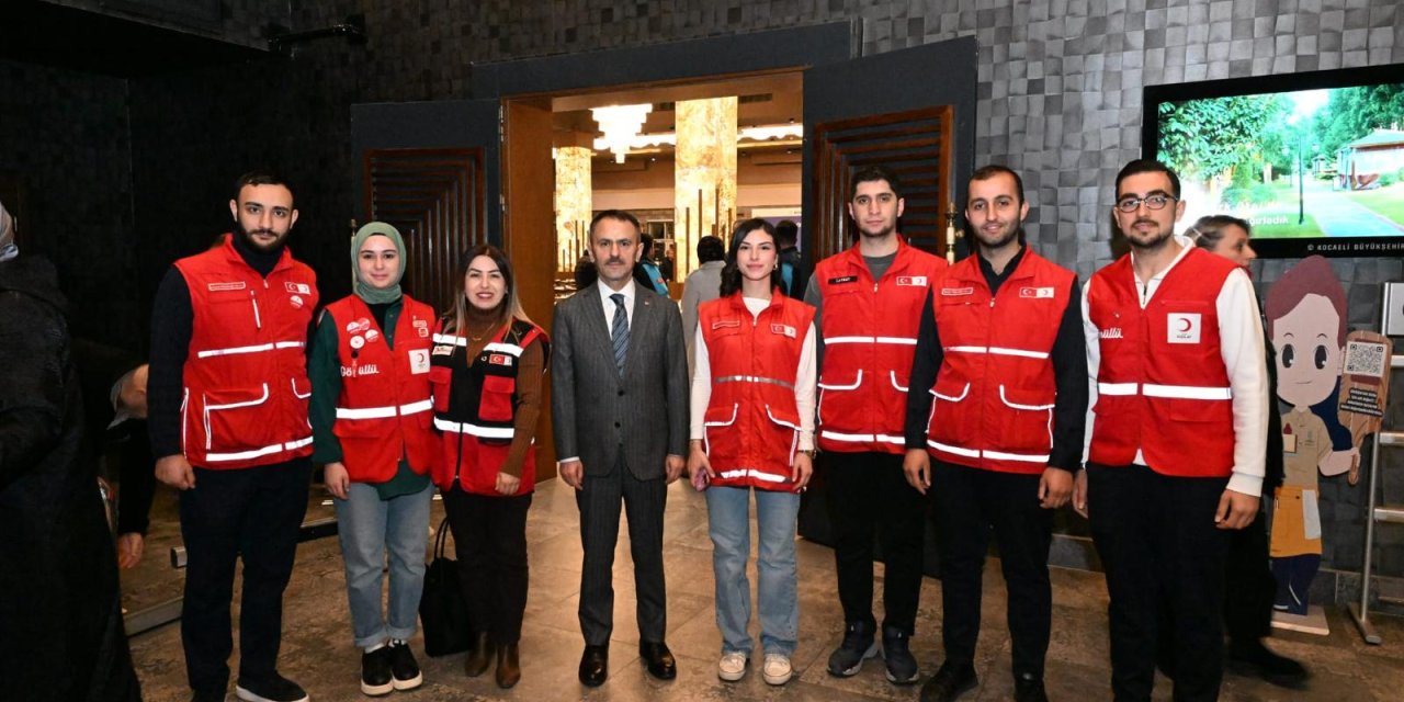 Vali Aktaş ve Kocaeli Afet  Gönüllüleri Programına Katıldı