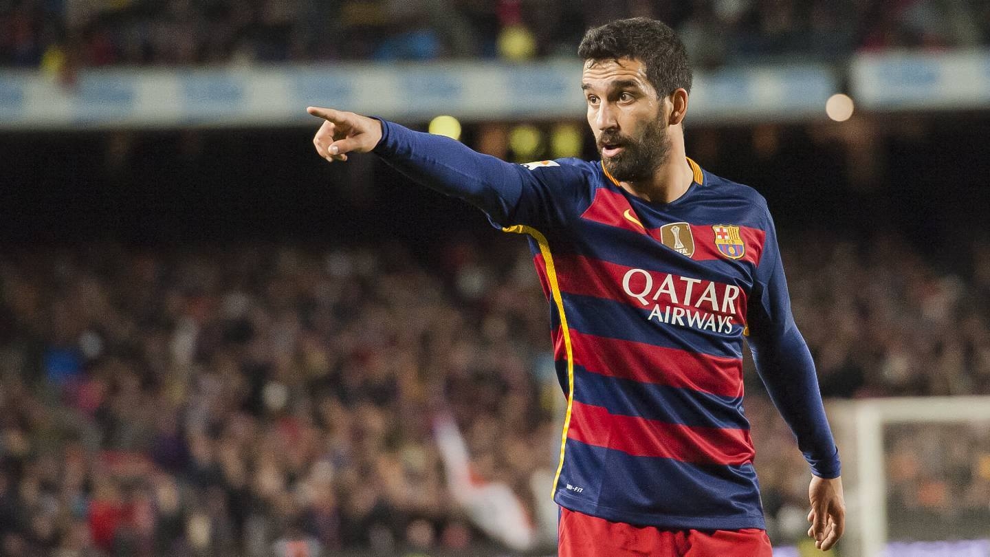 ‘Barcelona Arda Turan’ı satmayı düşünüyor’