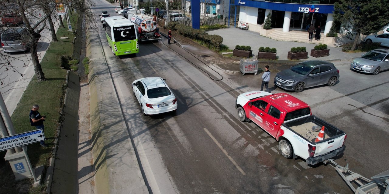 Büyükşehir’den dip bucak bayram temizliği