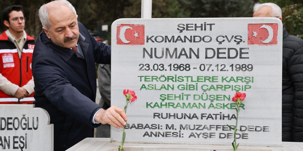 Gebze Şehitliği’nde anma programı