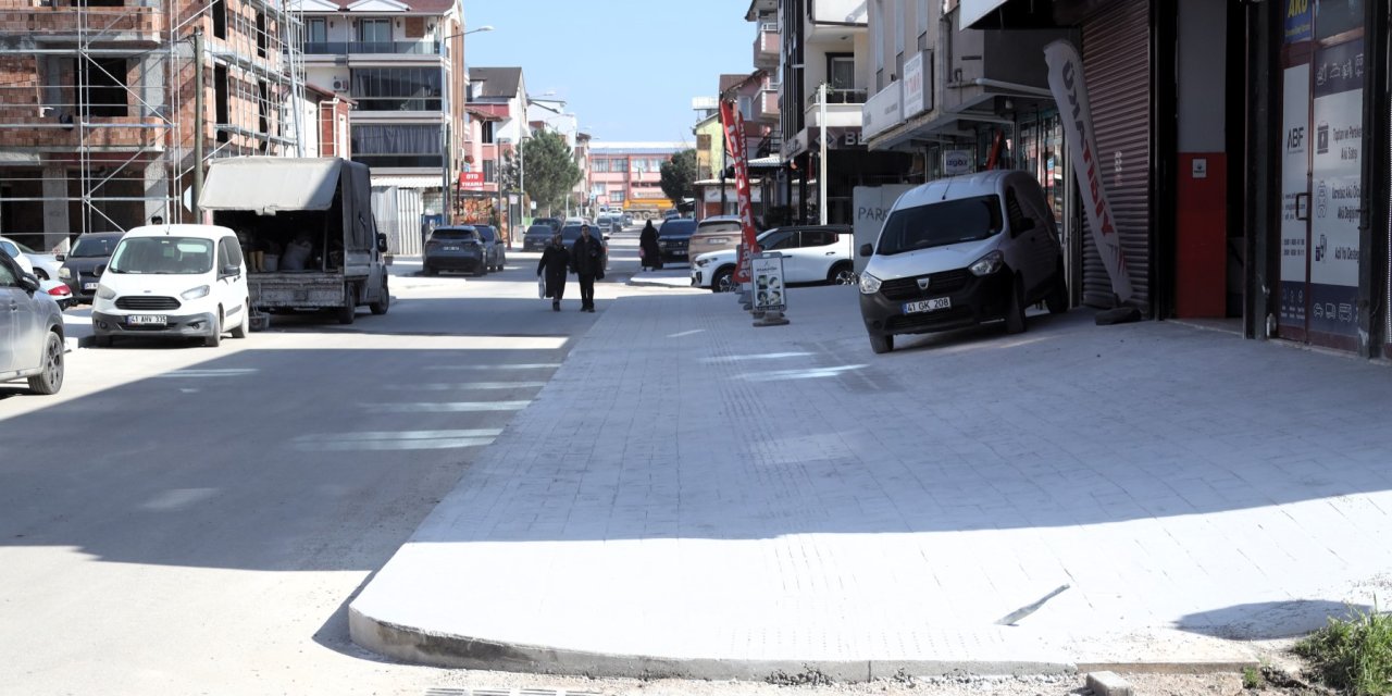 Kartepe İstasyon Mahallesi’nde hummalı çalışma
