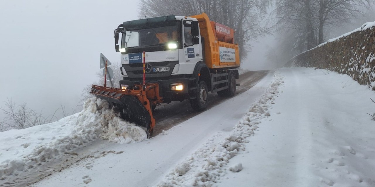 Kocaeli'nin yüksek kesimleri beyaza büründü