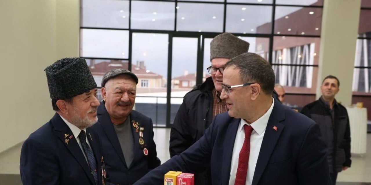 Derince'de coşkulu bayramlaşma yaşandı