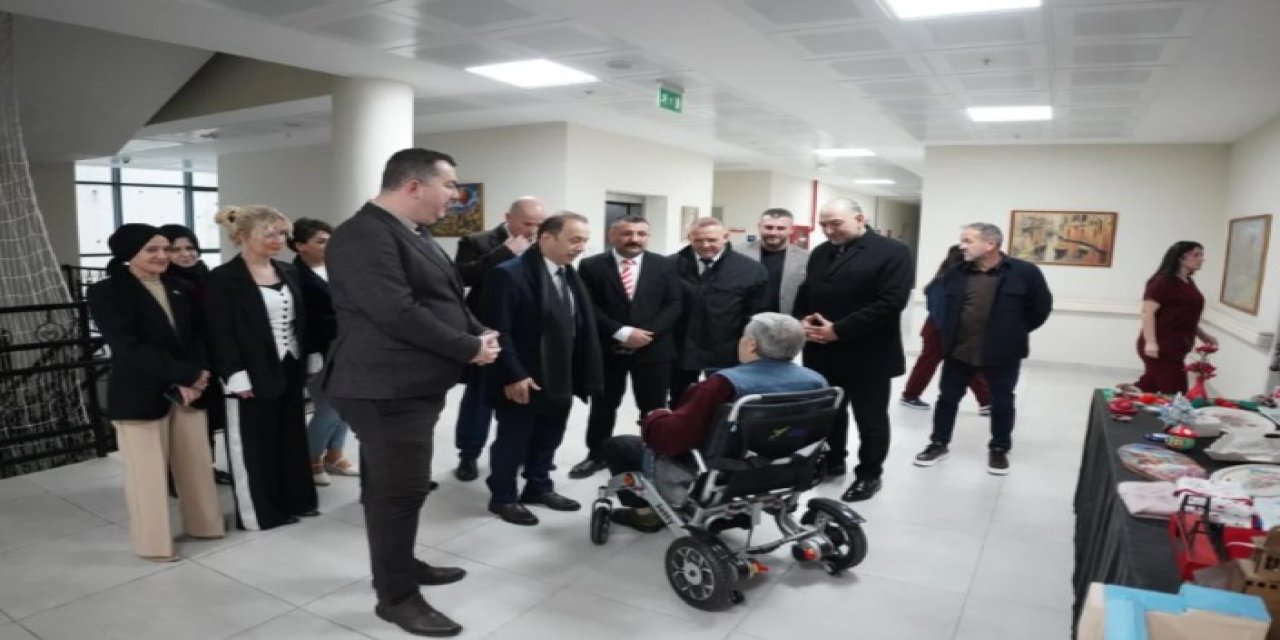 MHP,Kocaeli Huzurevi’ni ziyaret etti