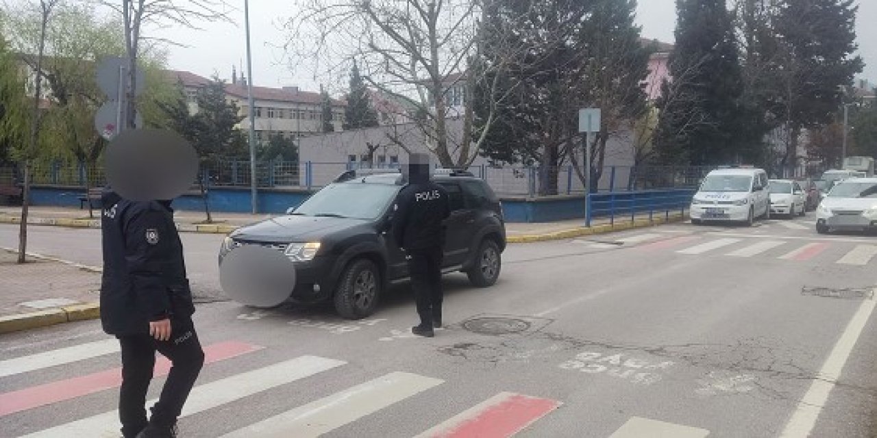 Polisten Güvenli Okul Denetimi