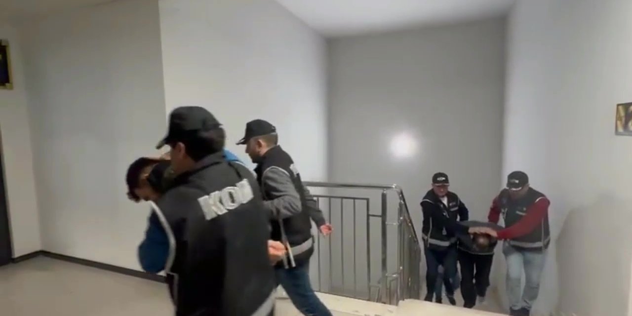 İzmit’te kundaklama şüphelileri Pendik’te yakalandı