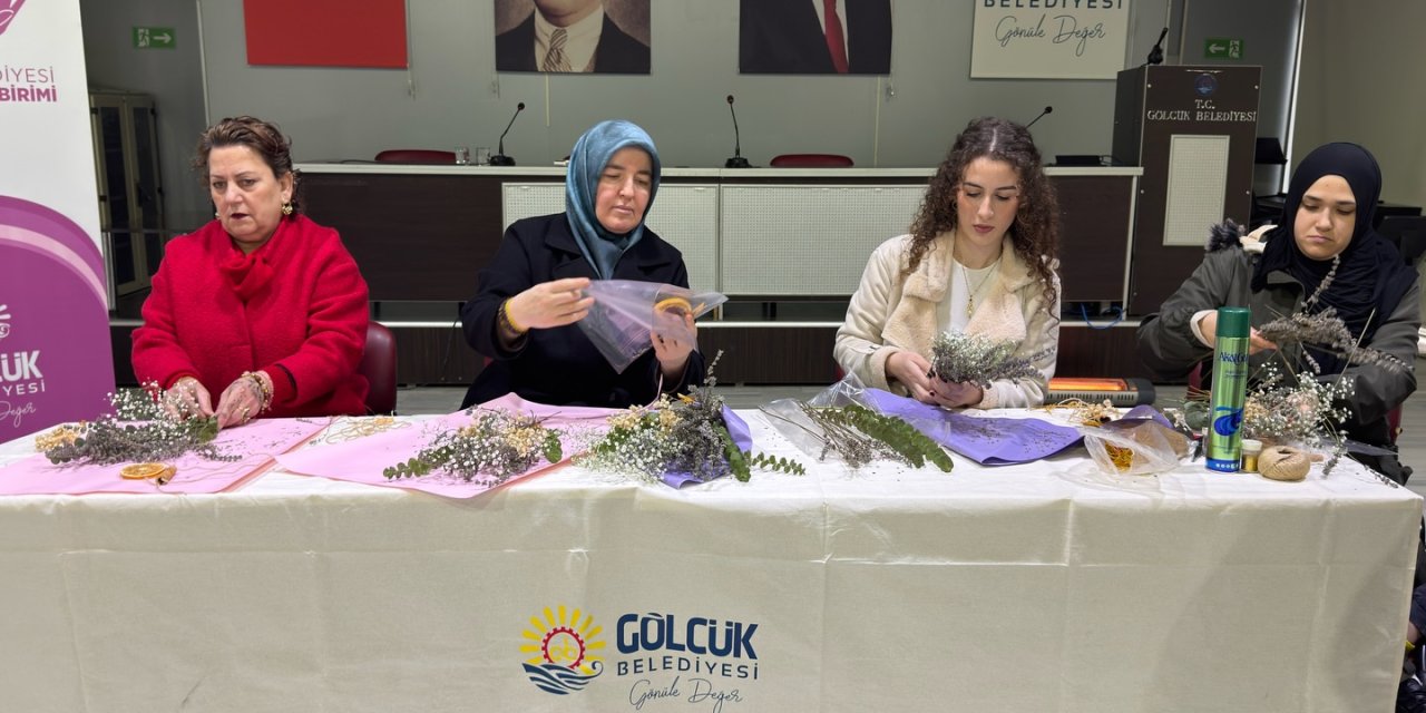 Gölcük’te Sanat Çiçek Açtı