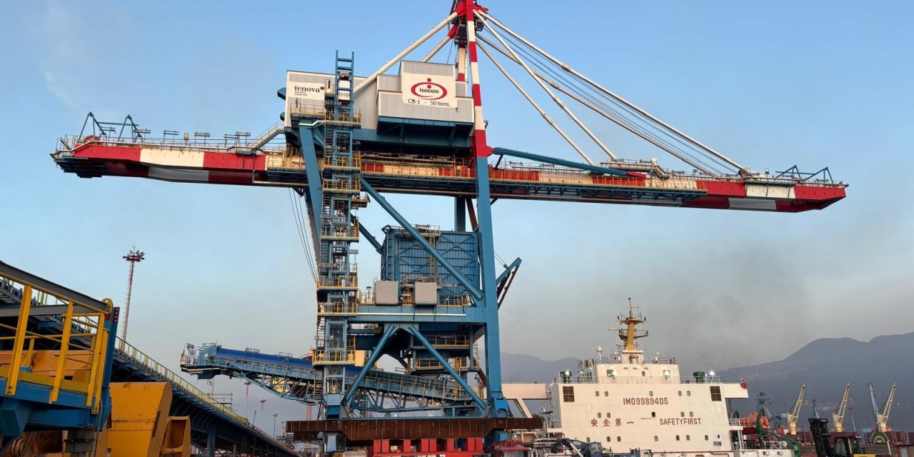 OYAK Denizcilik'ten yapay  zeka destekli akıllı vinç yatırımı