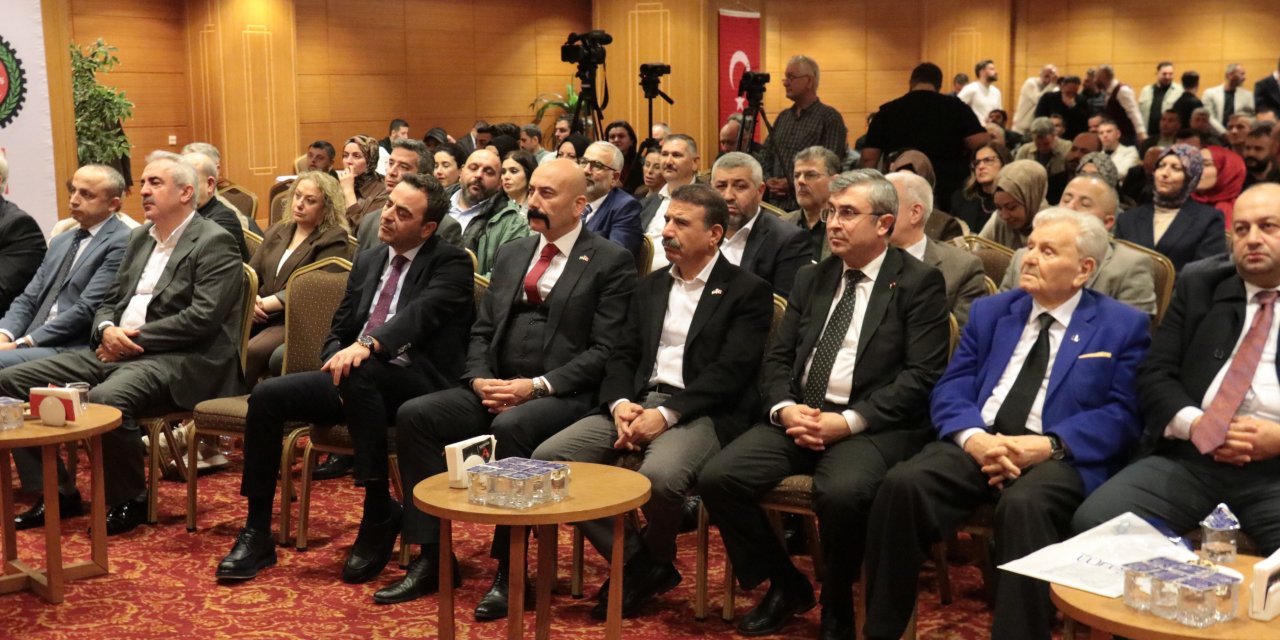 HAK-İŞ Genel Başkanı Arslan Kocaeli'de seslendi: "Biz sadece toplu sözleşme yapan sendika değiliz"