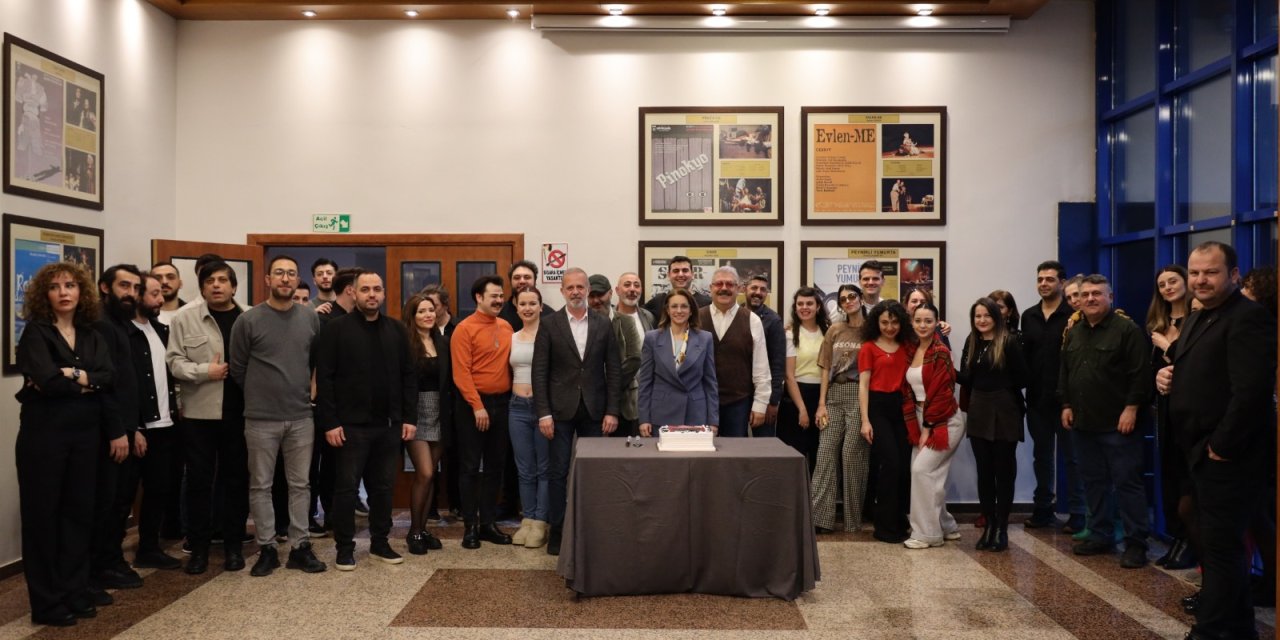 Kocaeli'de tiyatro rüzgarı hep esecek