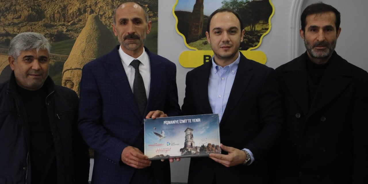 İzmit Belediyesinden derneklere ziyaret turu