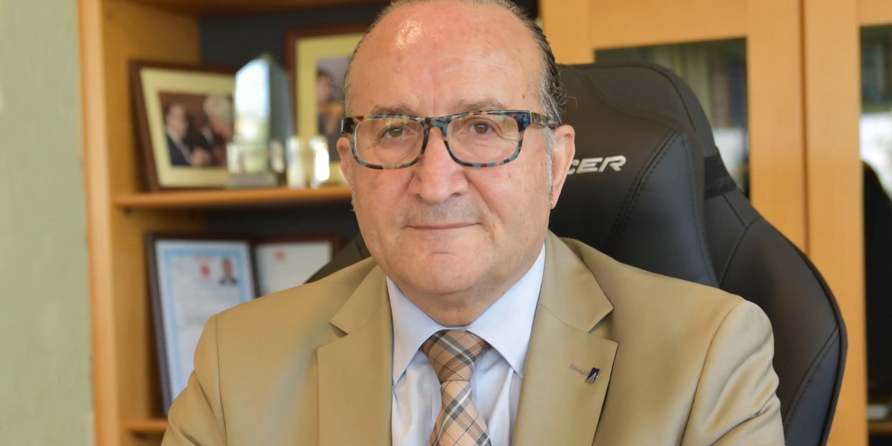 Zeytinoğlu işgücü verilerini değerlendirdi