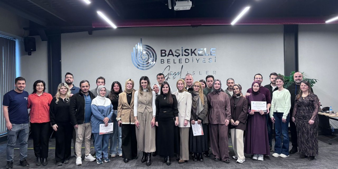 Başiskele'de çiftler 27'nci  Evlilik Okulu'nda buluştu