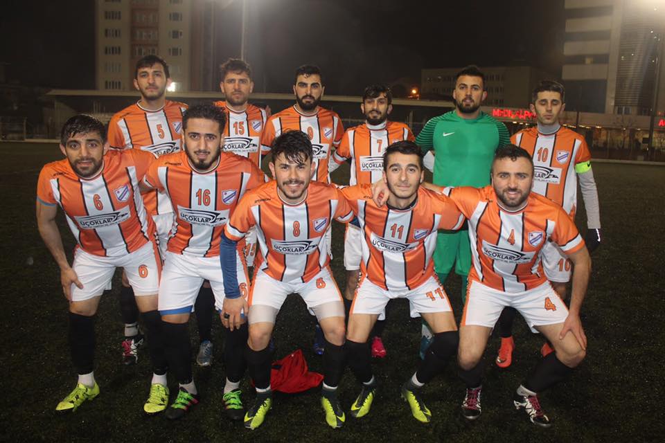 ÇEŞME 4 KÖŞE: 4-0