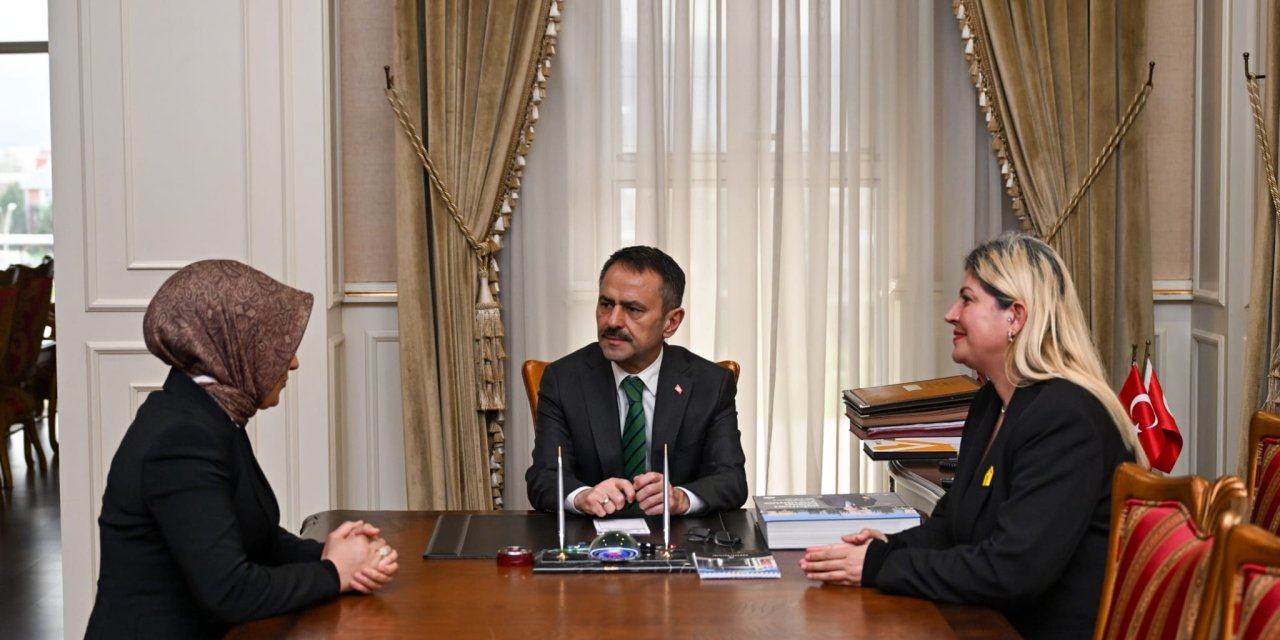 Gölcük Otizm Derneğinden  Vali İlhami Aktaş'a Ziyaret