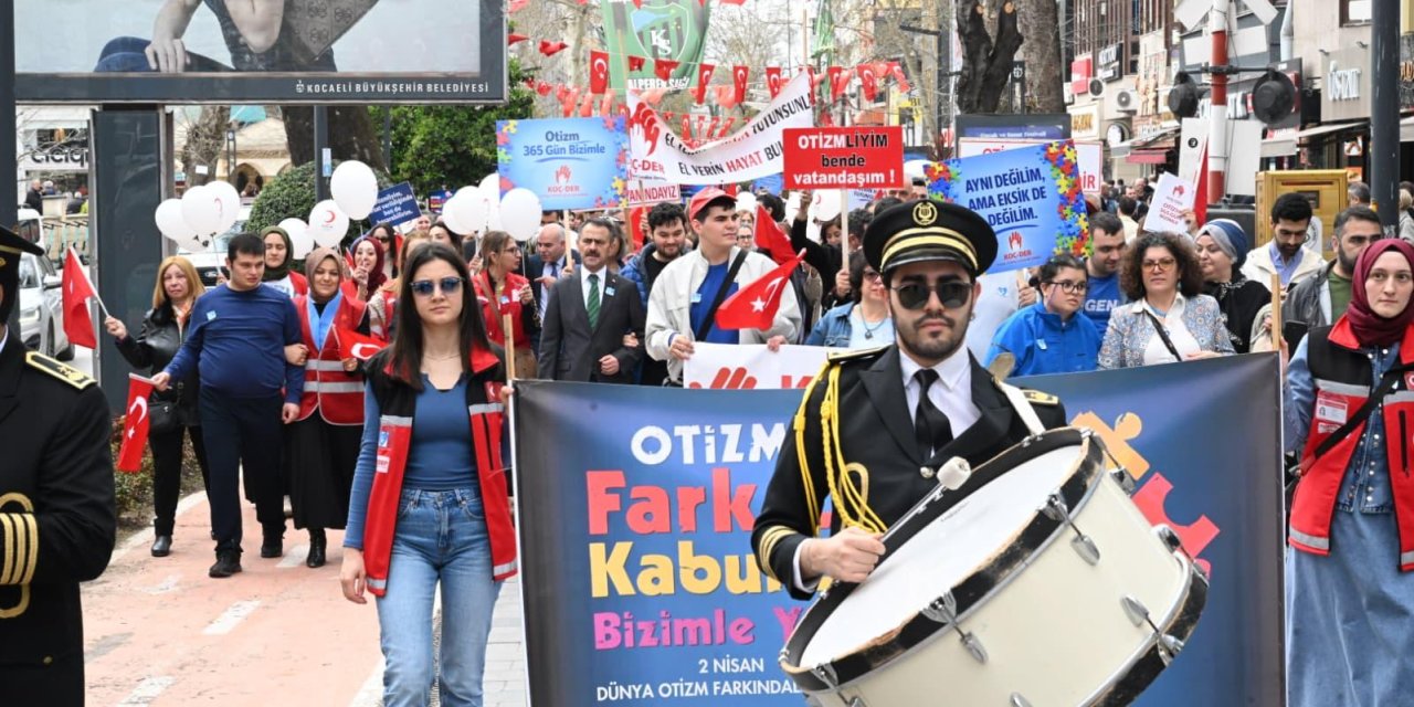 Vali İlhami Aktaş, Otizm  Farkındalık Yürüyüşüne Katıldı