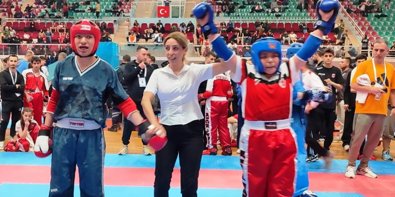 Körfez'in genç kick boksçuları  Diyarbakır'dan madalyayla döndü