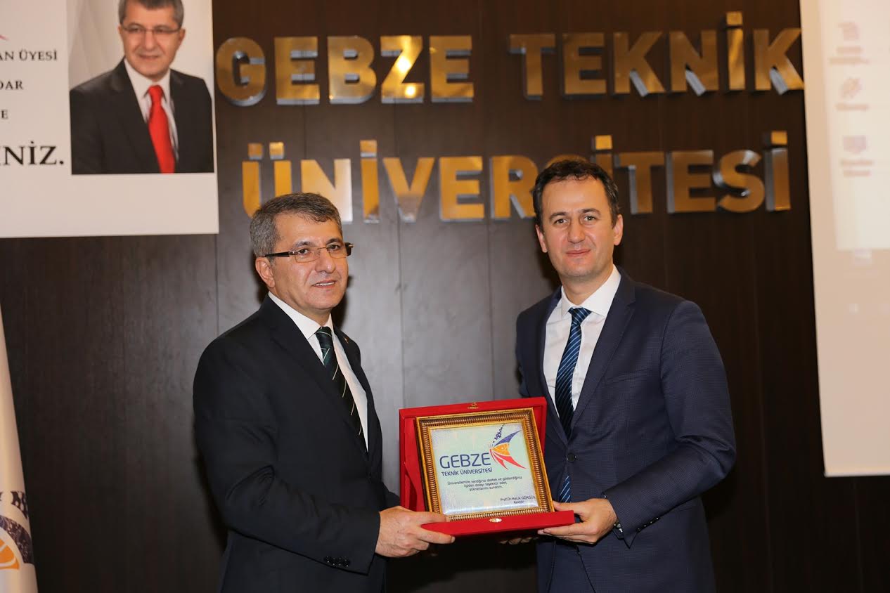 Ömer Serdar gençlerle buluştu