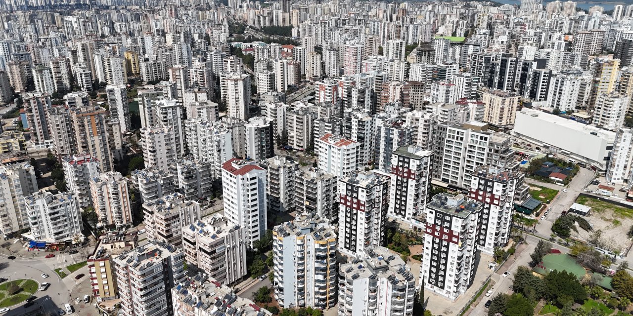 "Vatandaşlarımız artık  'tabut' binalardan çıkacak"