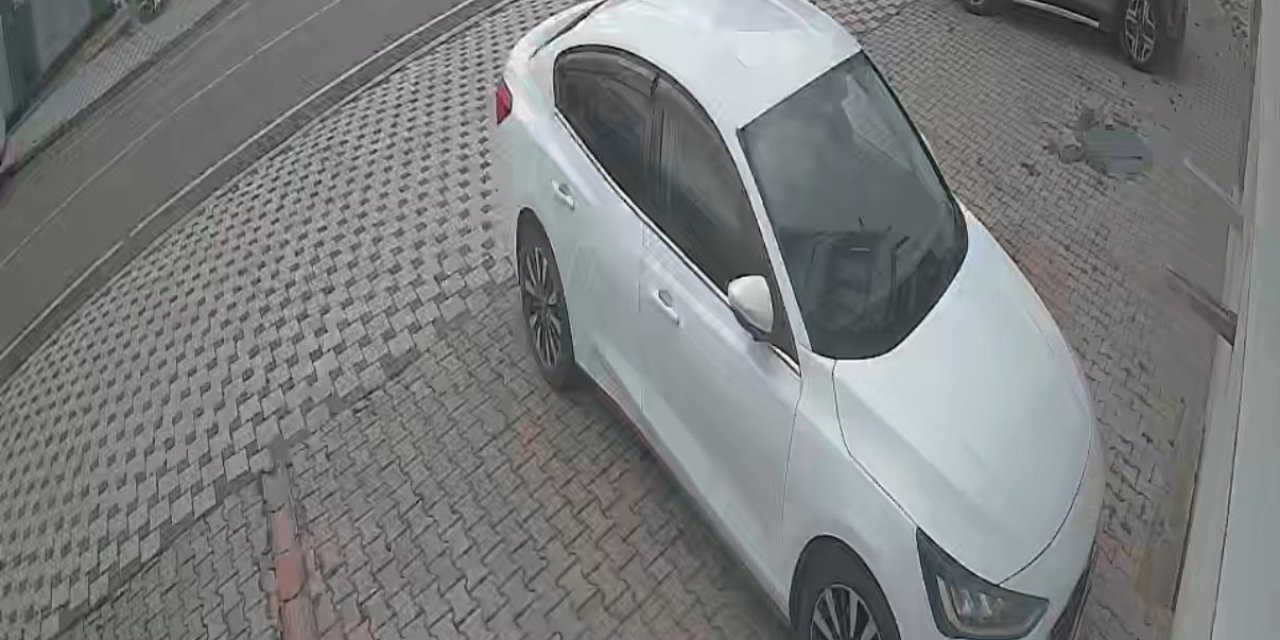 Çarpışan araçlardan biri takla attı, 7 kişi yaralandı