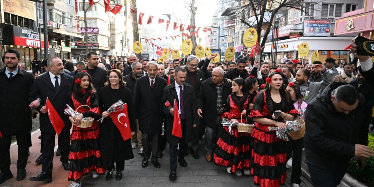 Vali Aktaş, Dünya Romanlar  Günü Programına Katıldı