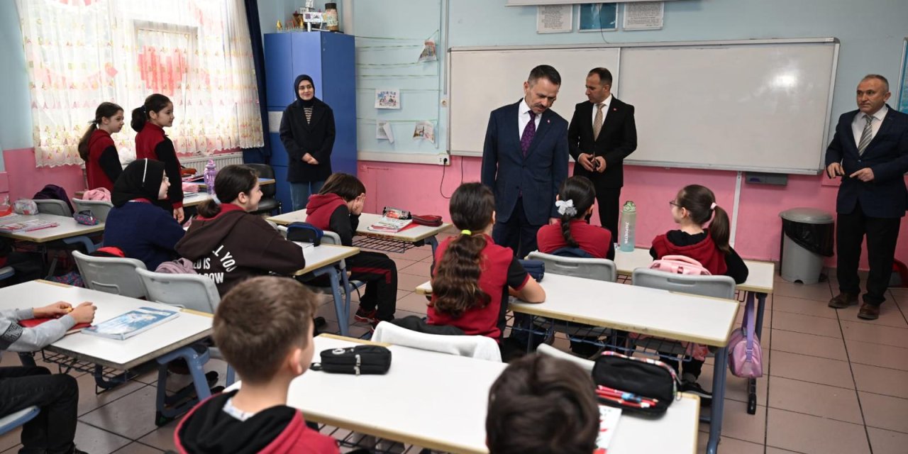 Vali Aktaş’tan Gebze’de Eğitim Çıkartması