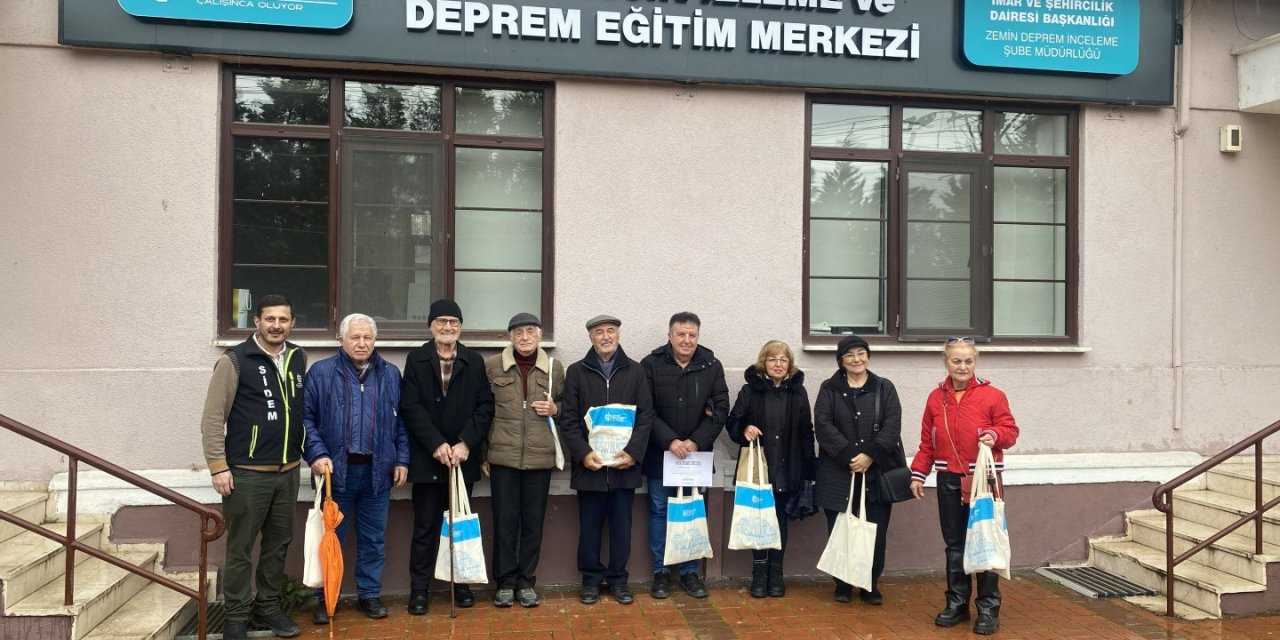 Saygınlar Kulübü üyelerine afet bilinci kazandırıldı