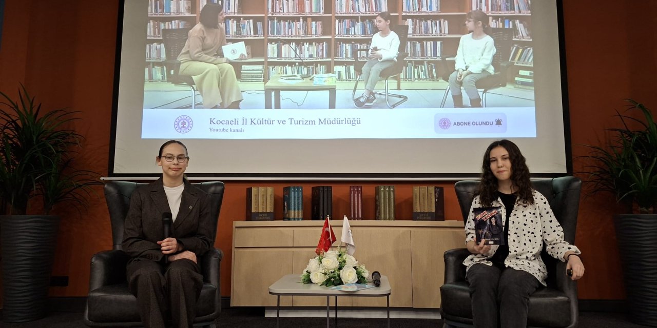 Genç Yazar Duru Melek Okurlarıyla Buluştu