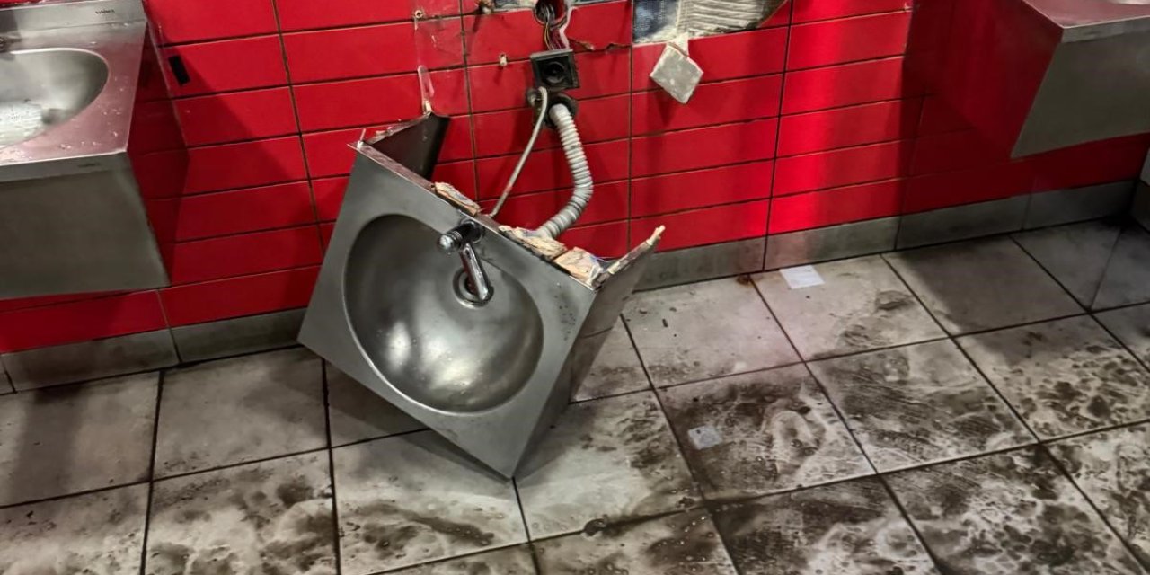 Galatasaray'dan tribündeki  büfelerle ilgili açıklama